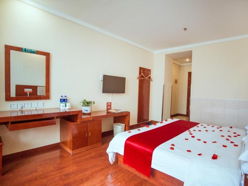 Greentree Inn Hebei Zhangjiakou Zhangbei Caoyuantian Rd Zhangku Avenue Express Hotel Exterior photo