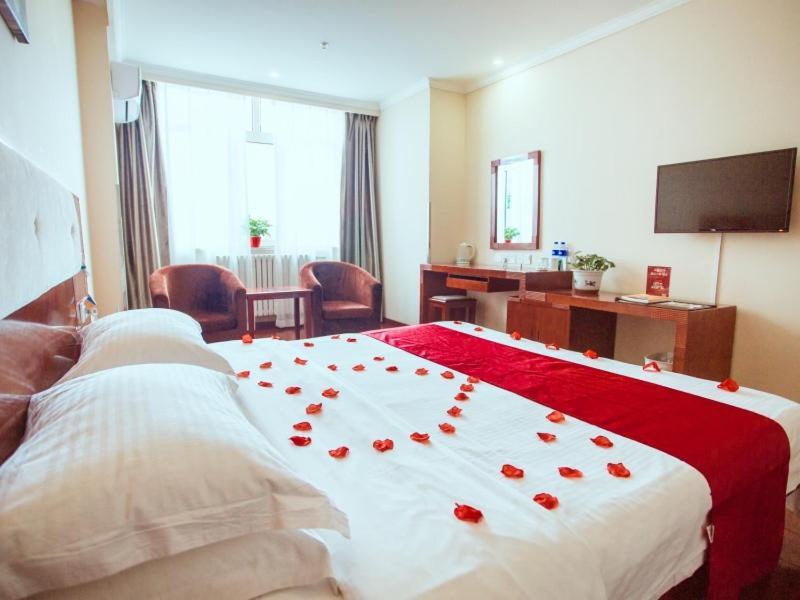 Greentree Inn Hebei Zhangjiakou Zhangbei Caoyuantian Rd Zhangku Avenue Express Hotel Exterior photo
